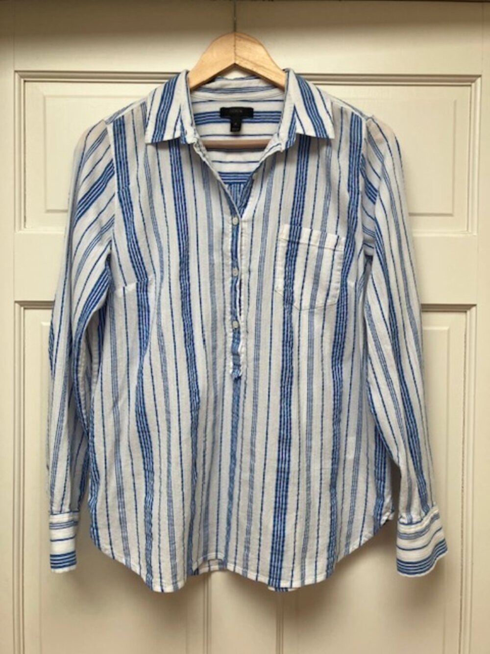 J. Crew Blue and white striped popover cotton gauze shirt size 8 - Picture 2 of 8